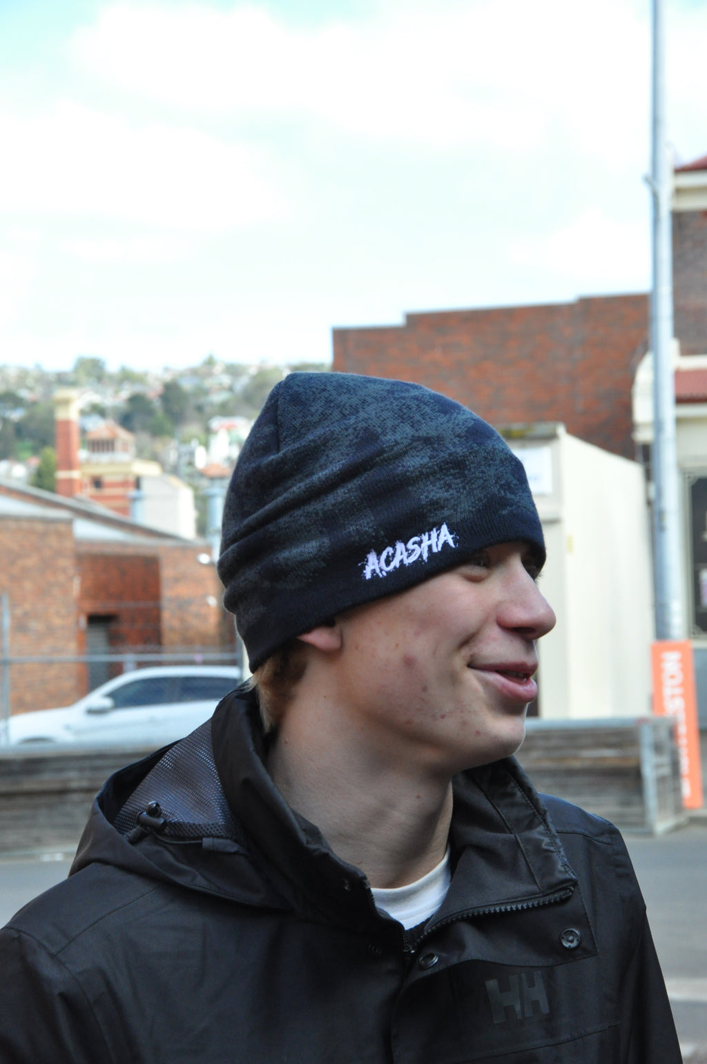 Blur Beanie (Blue)