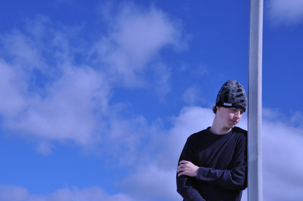 Blur Beanie (Black/Grey)